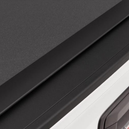 Chevrolet/GMC Rigid Folding Cover 5'8'' Double Cab Mod. 2019+ BAKflip MX4